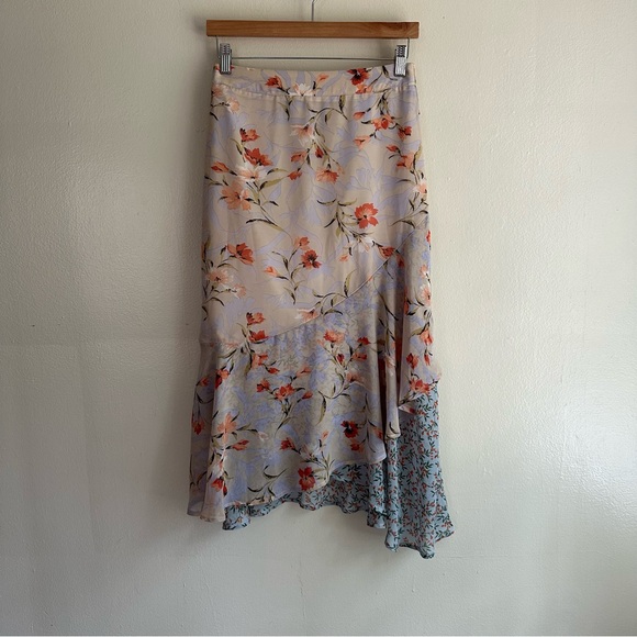 Floral skirt - Picture 3 of 3